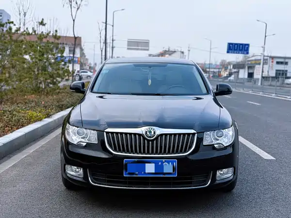 Skoda Superb 2012