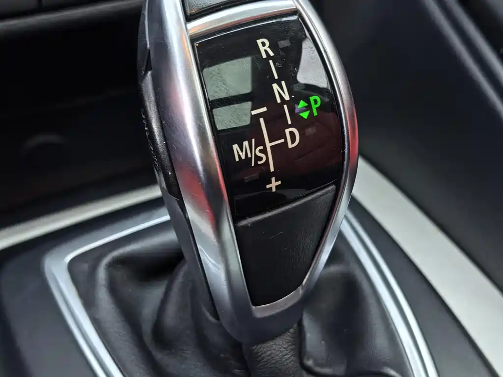 BMW X1 2015 — фото 16