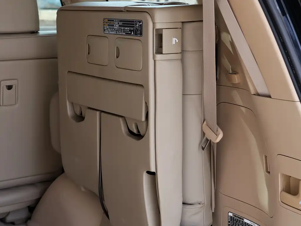 Toyota Land Cruiser 2017 — фото 10
