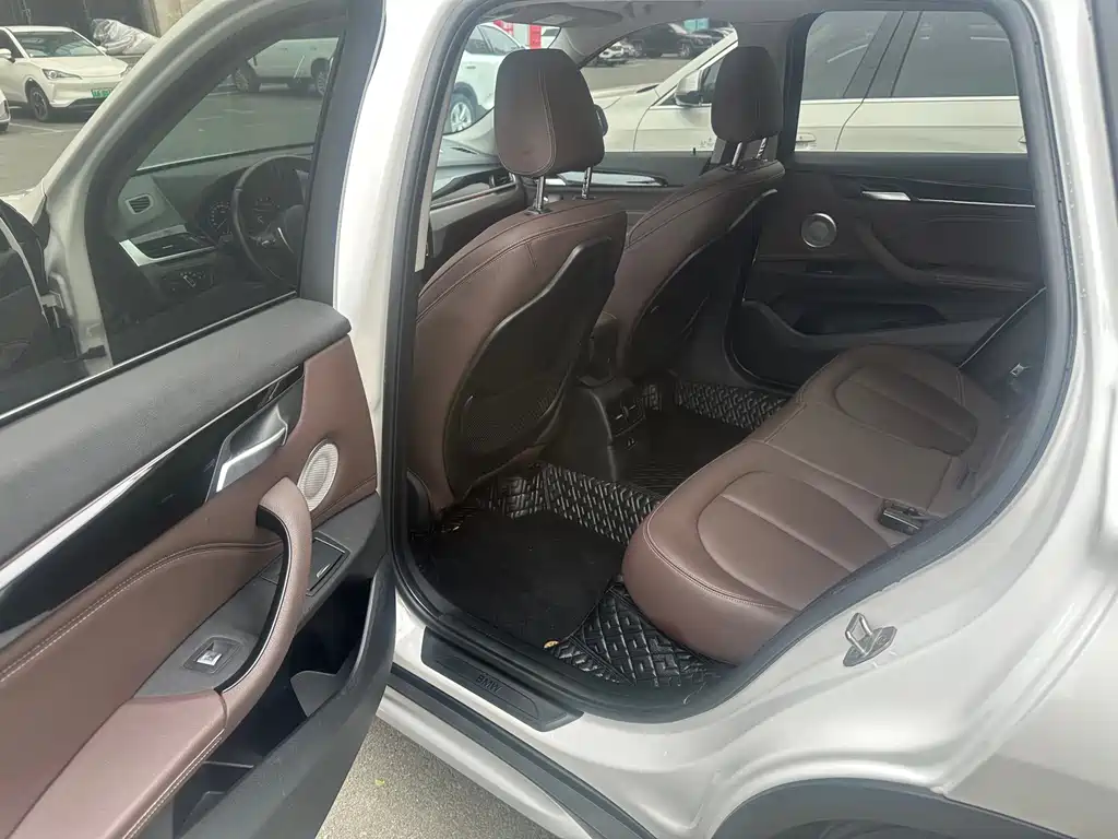 BMW X1 2022 — фото 10