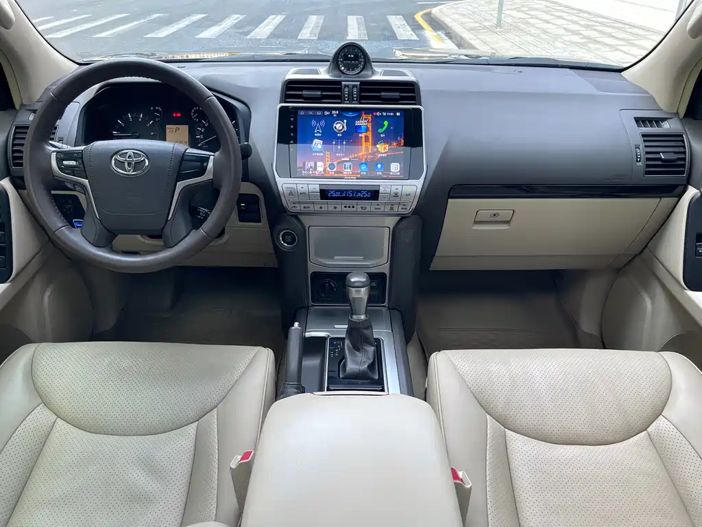 Toyota Prado 2019 — фото 16