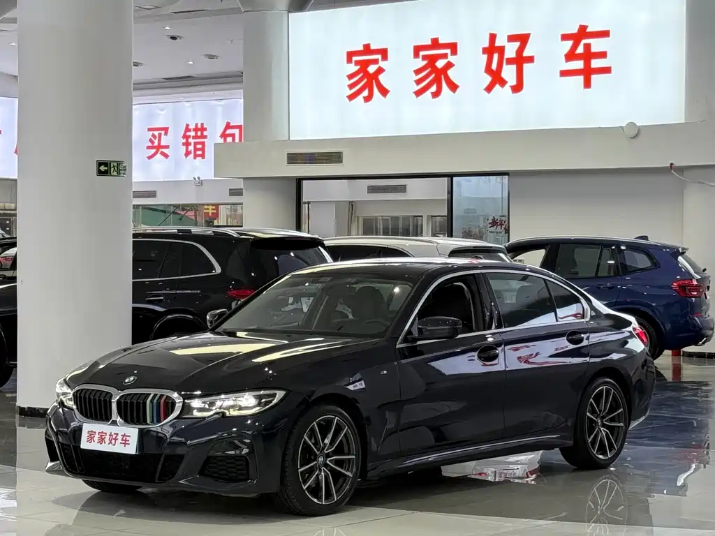 BMW 3 Series 2021 — фото 1
