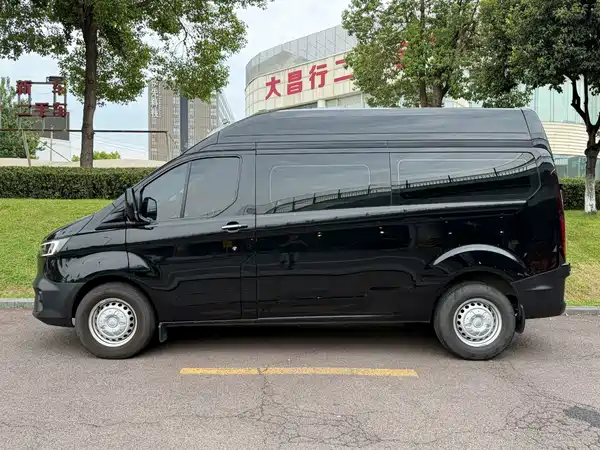 Ford Transit 2023