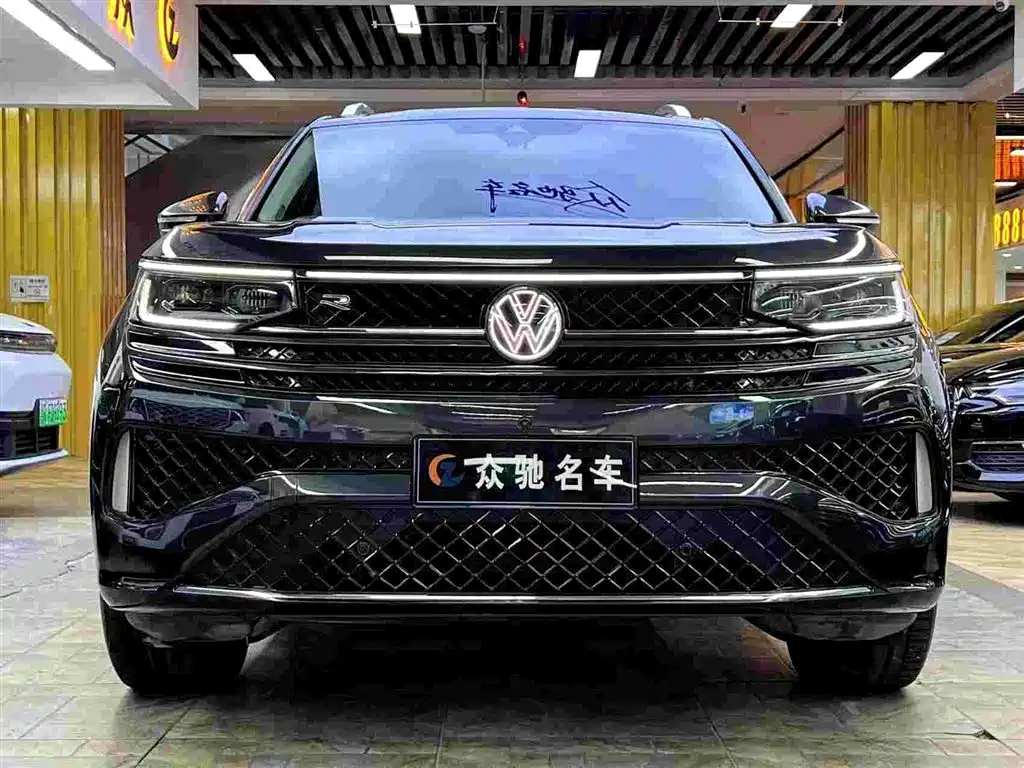 Volkswagen Tavendor 2023 — фото 2