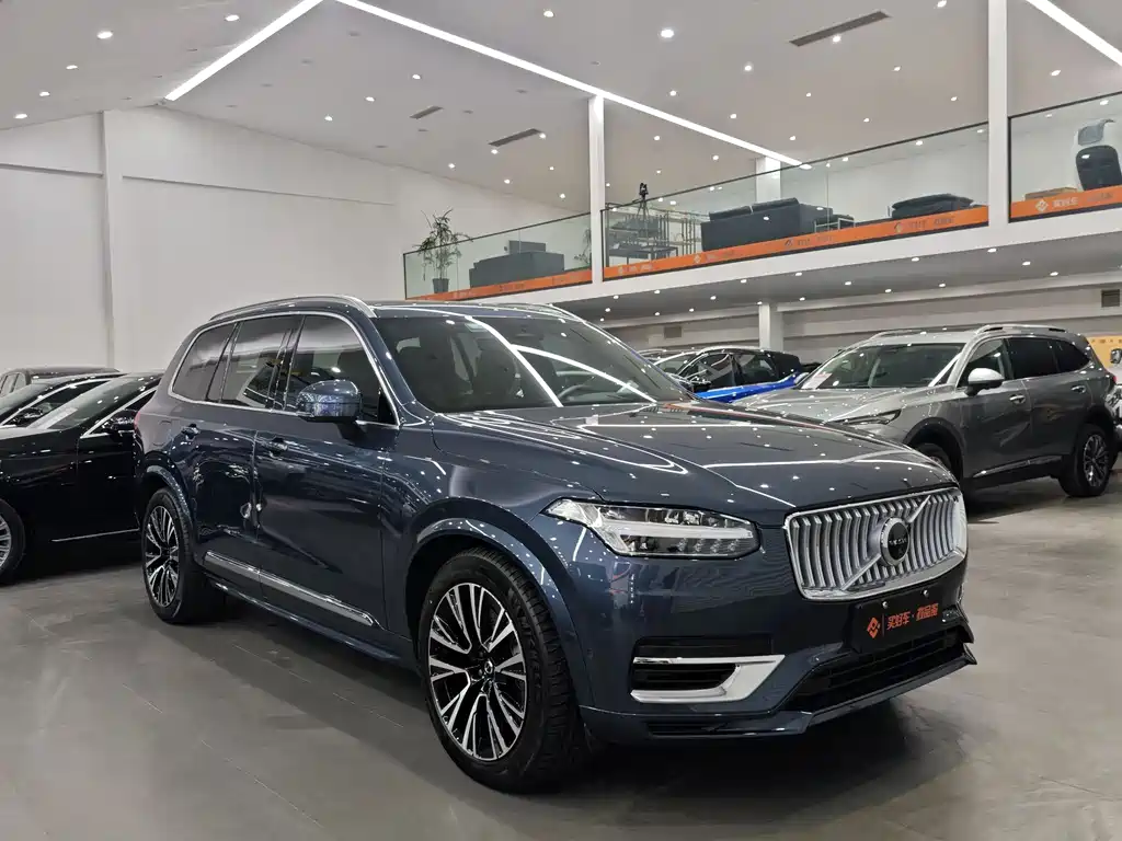 Volvo XC90 PHEV 2024 — фото 3