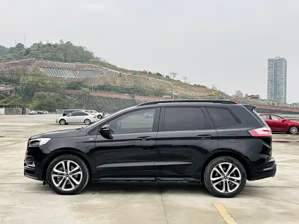 Ford Edge 2020