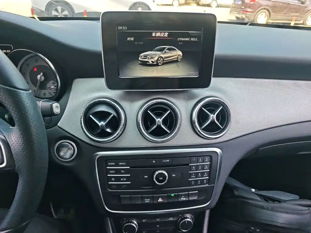 Mercedes-Benz CLA 2016 — фото 13