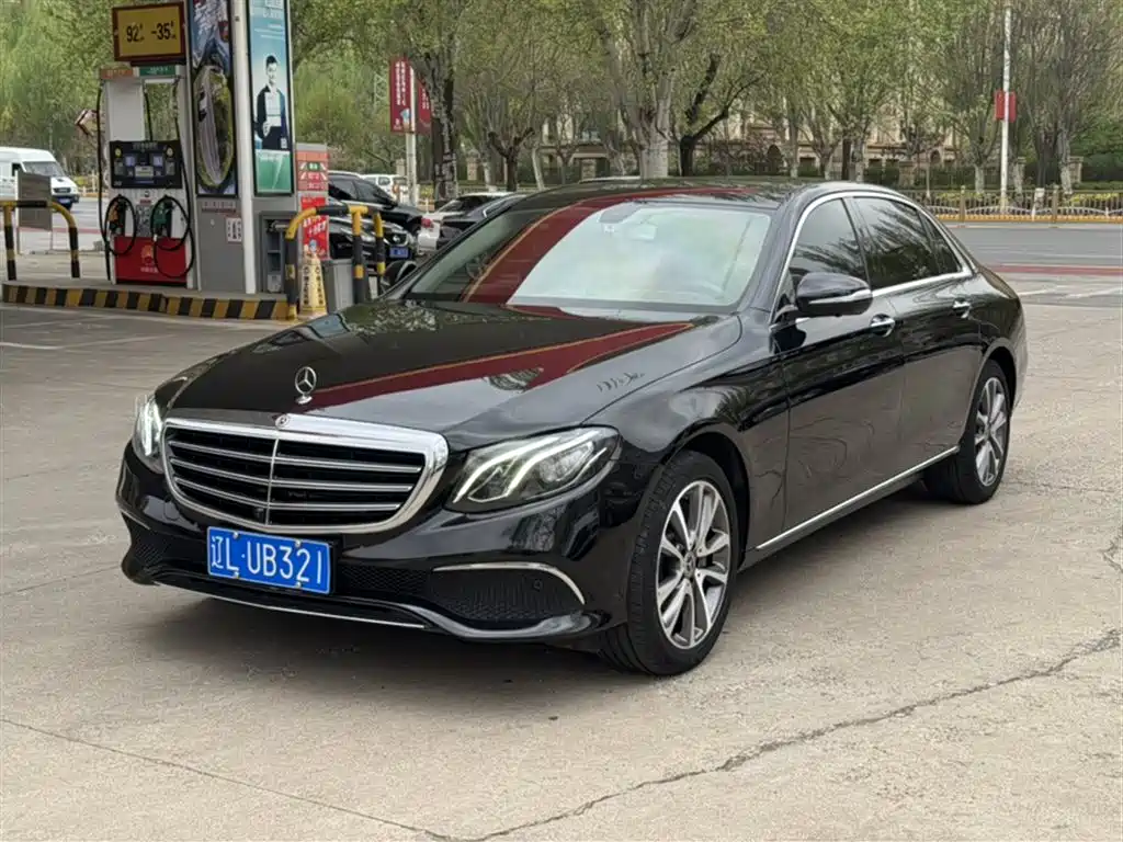 Mercedes-Benz E-Class 2019 — фото 1