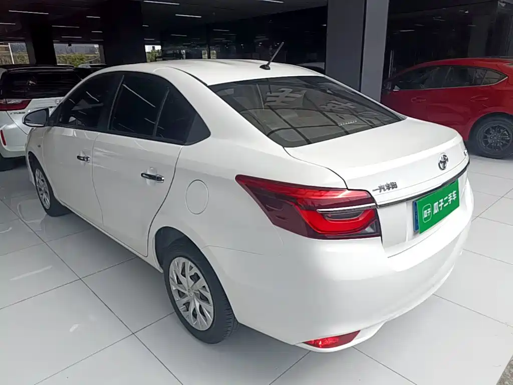 Toyota Vios 2021 — фото 5