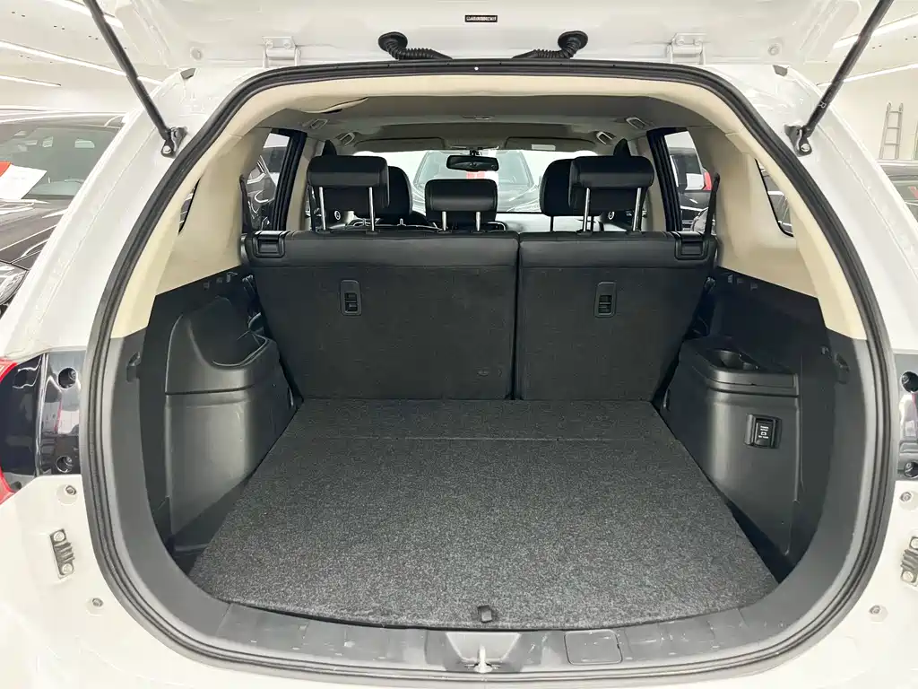 Mitsubishi Outlander 2021 — фото 19