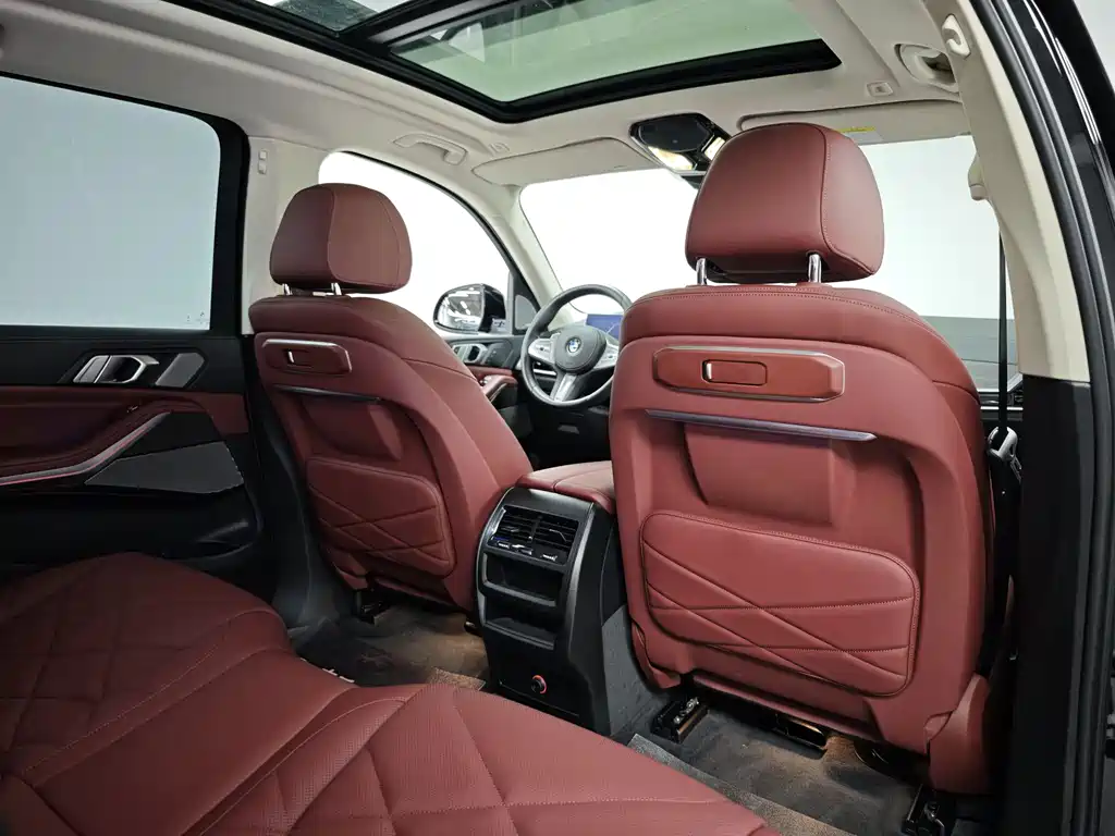 BMW X5 2025 — фото 15