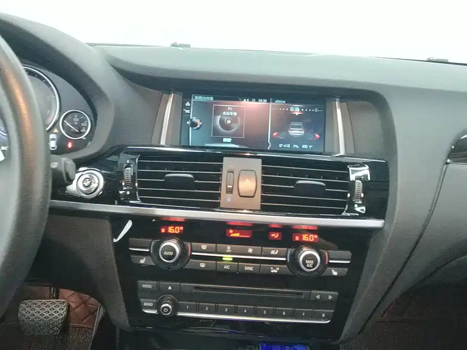 BMW X4 2017 — фото 13