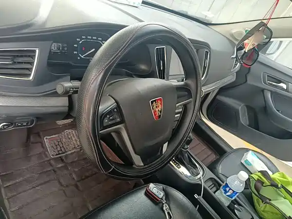 Roewe 360 2017
