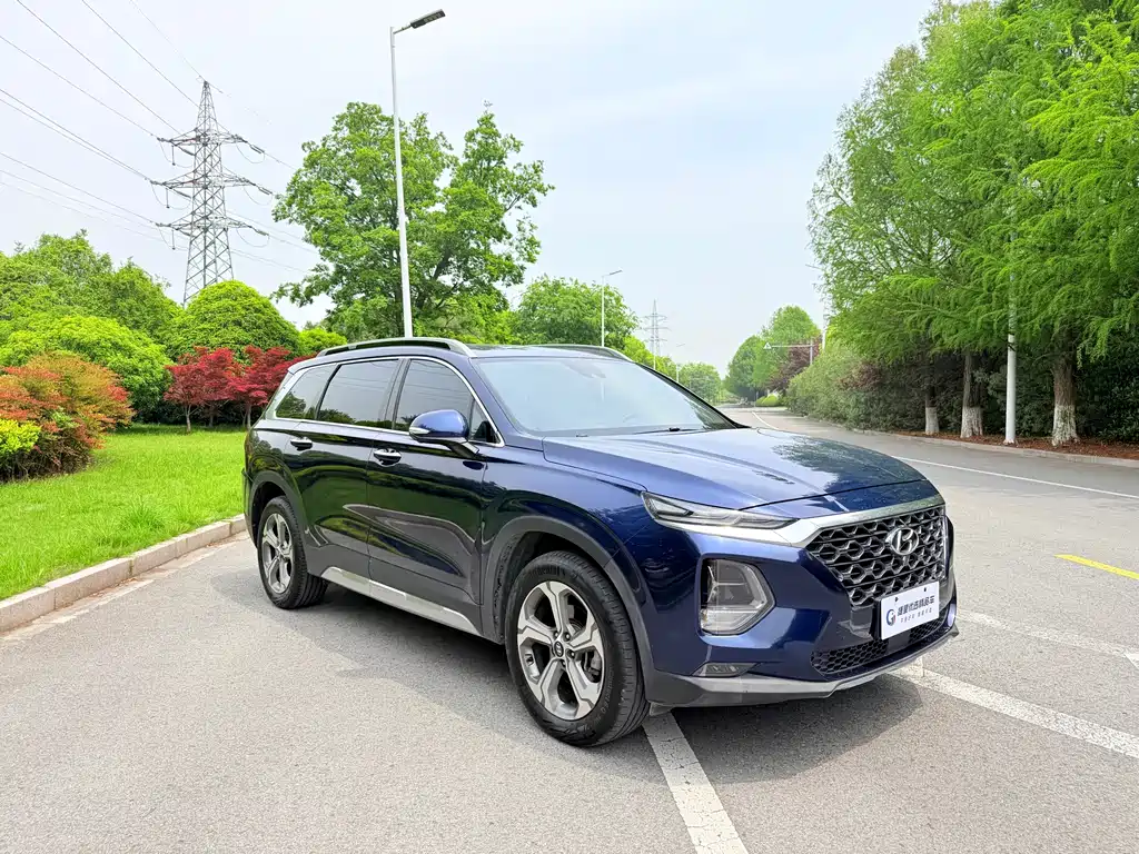 Hyundai Santa Fe 2019 — фото 3