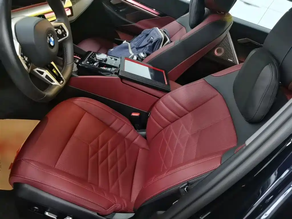 BMW 5 Series 2025 — фото 15
