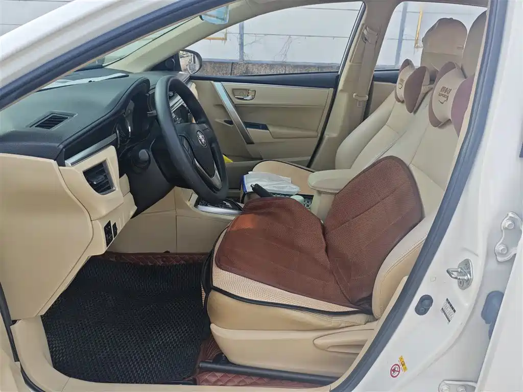 Toyota Corolla 2015