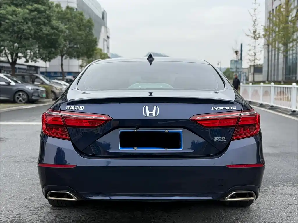 Honda Inspire 2021 — фото 15