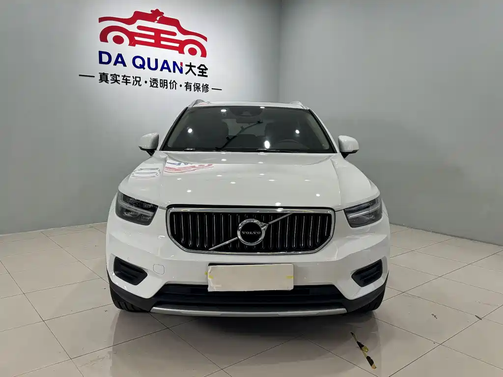 Volvo XC40 2019 — фото 2