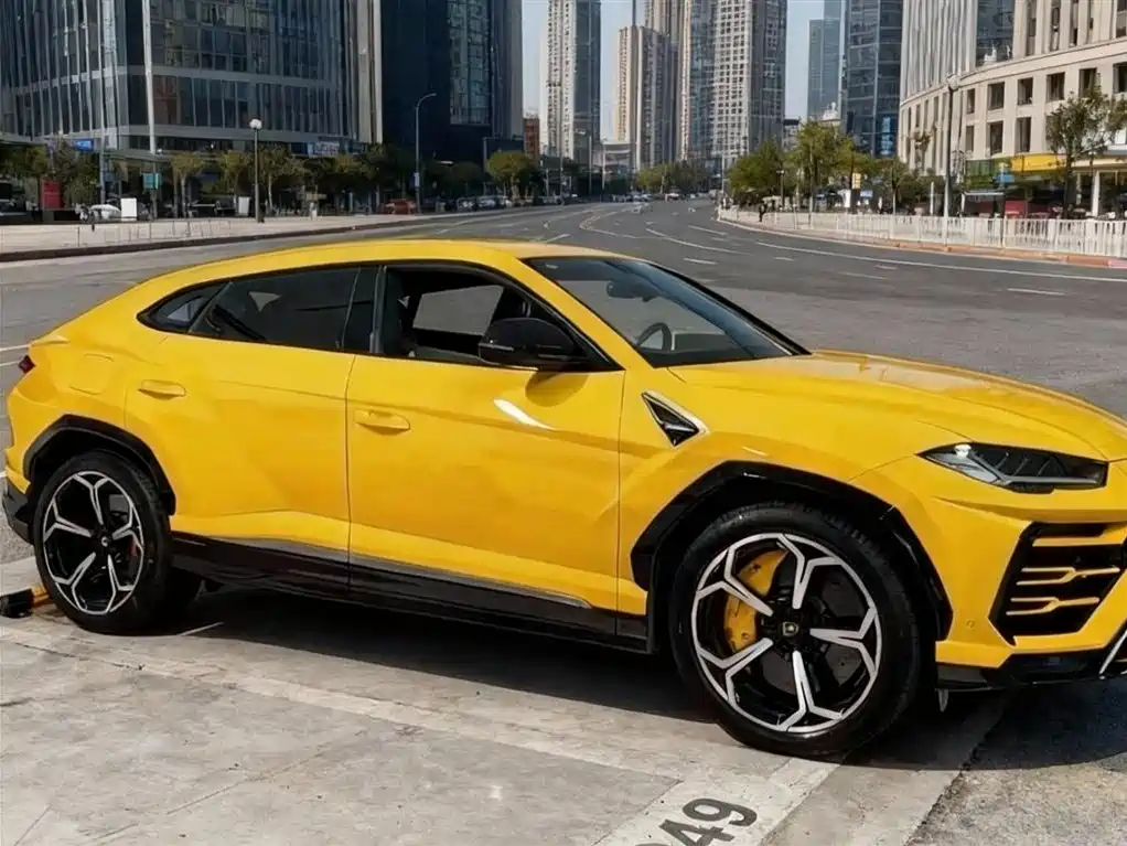 Lamborghini Urus 2022 — фото 2