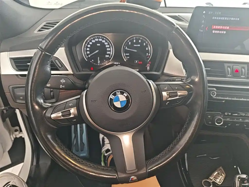 BMW X2 2022 — фото 11