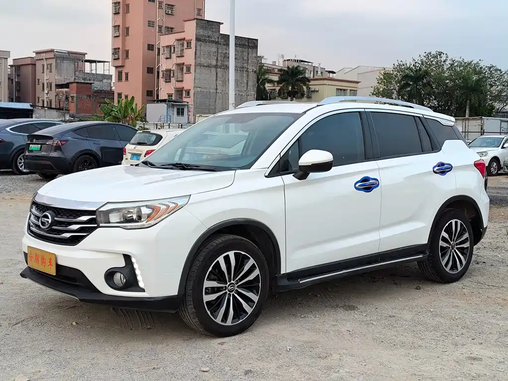 GAC Motor Trumpchi GS4 2017 — фото 2