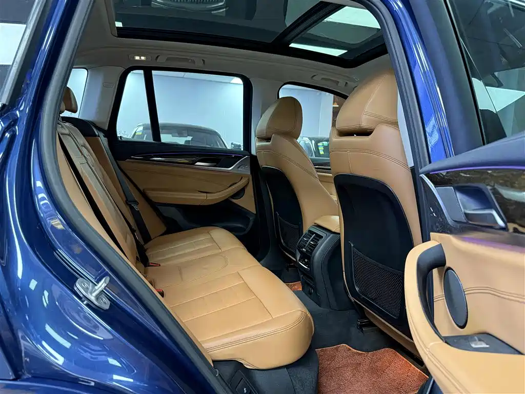 BMW X3 2018 — фото 14