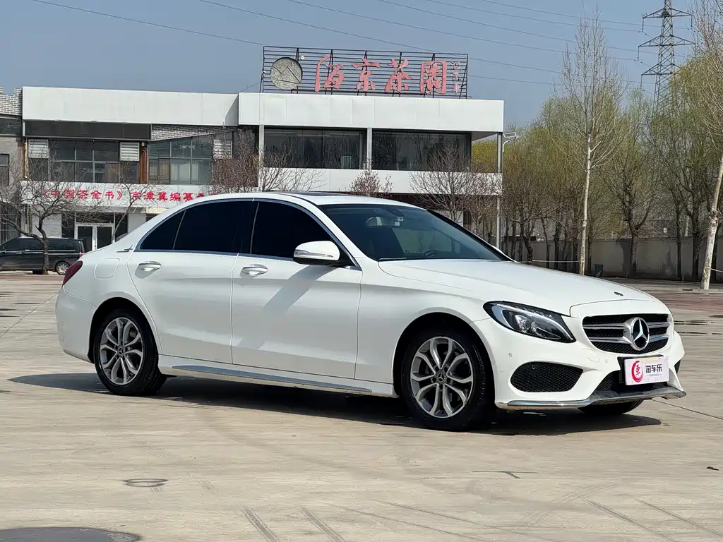 Mercedes-Benz C-Class 2017 — фото 3