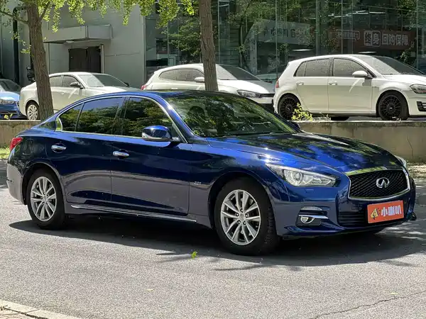 Infiniti Q50L 2016