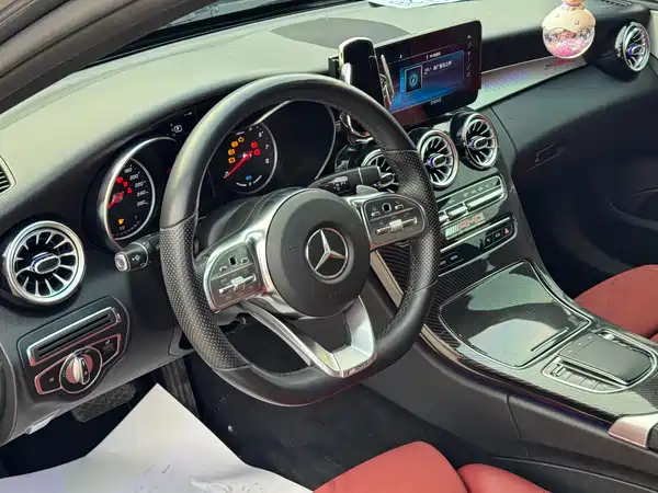 Mercedes-Benz C-Class 2019