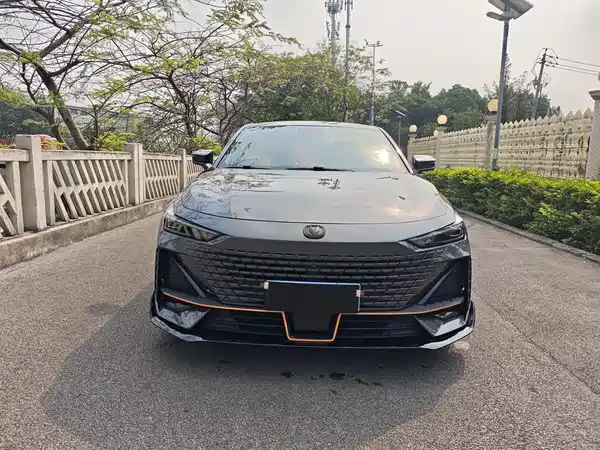 Changan UNI-V 2022