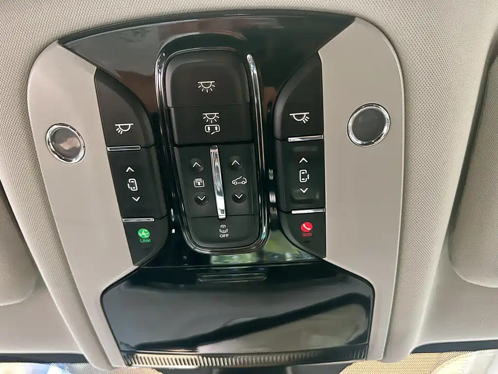 GAC Trumpchi M8 2023 — фото 12