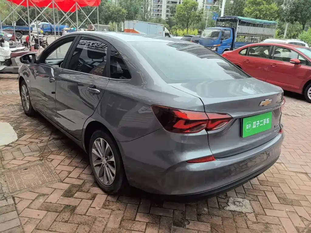 Chevrolet Cruze 2021