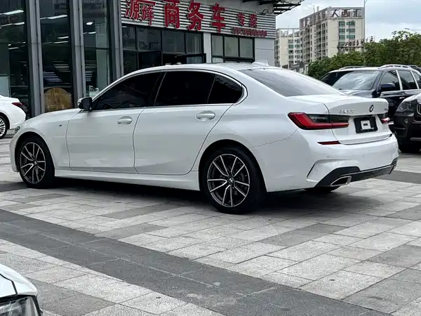 BMW 3 Series 2020
