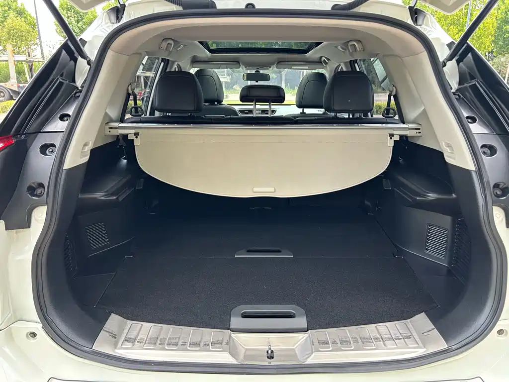 Nissan X-Trail 2017 — фото 11