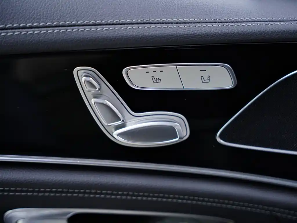 Mercedes-Benz AMG GT 2021 — фото 28