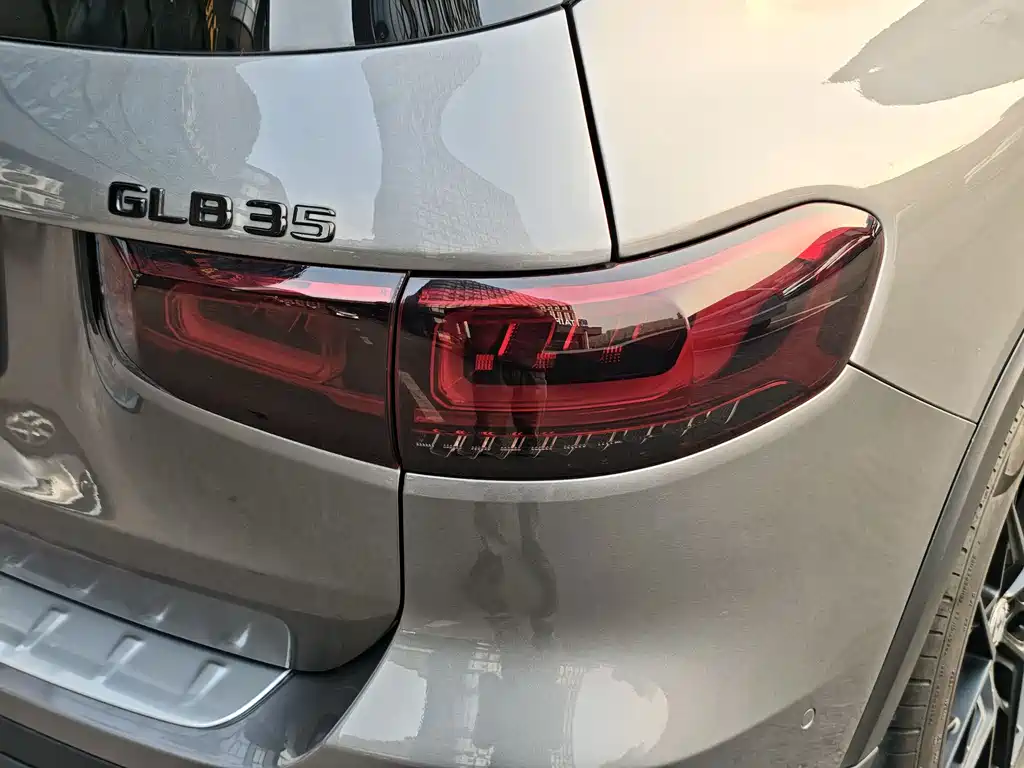 Mercedes-Benz GLB AMG 2021 — фото 21