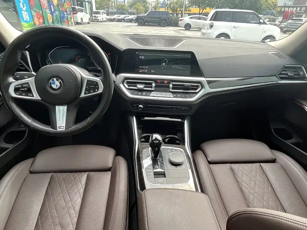 BMW 3 Series 2022 — фото 13