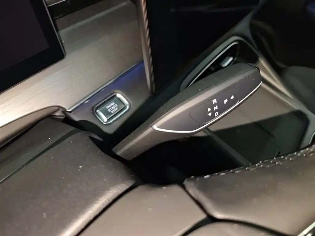 Chery Tiggo 8 PLUS 2025 — фото 15