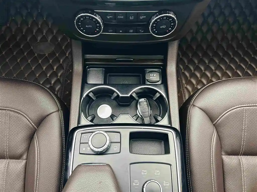 Mercedes-Benz GLE 2018 — фото 17
