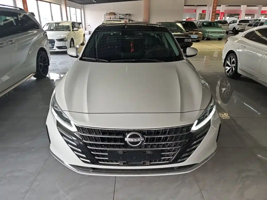 Nissan Teana 2023