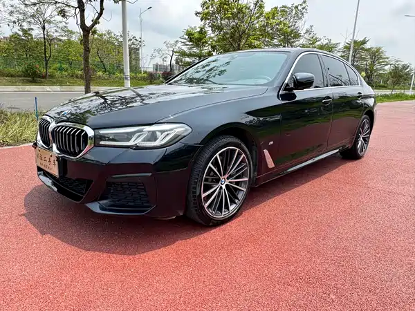 BMW 5 Series 2023