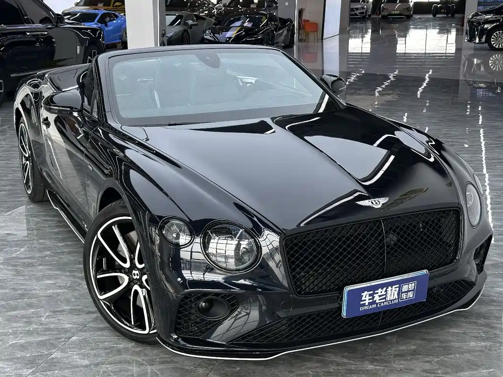 Bentley Continental 2023 — фото 11