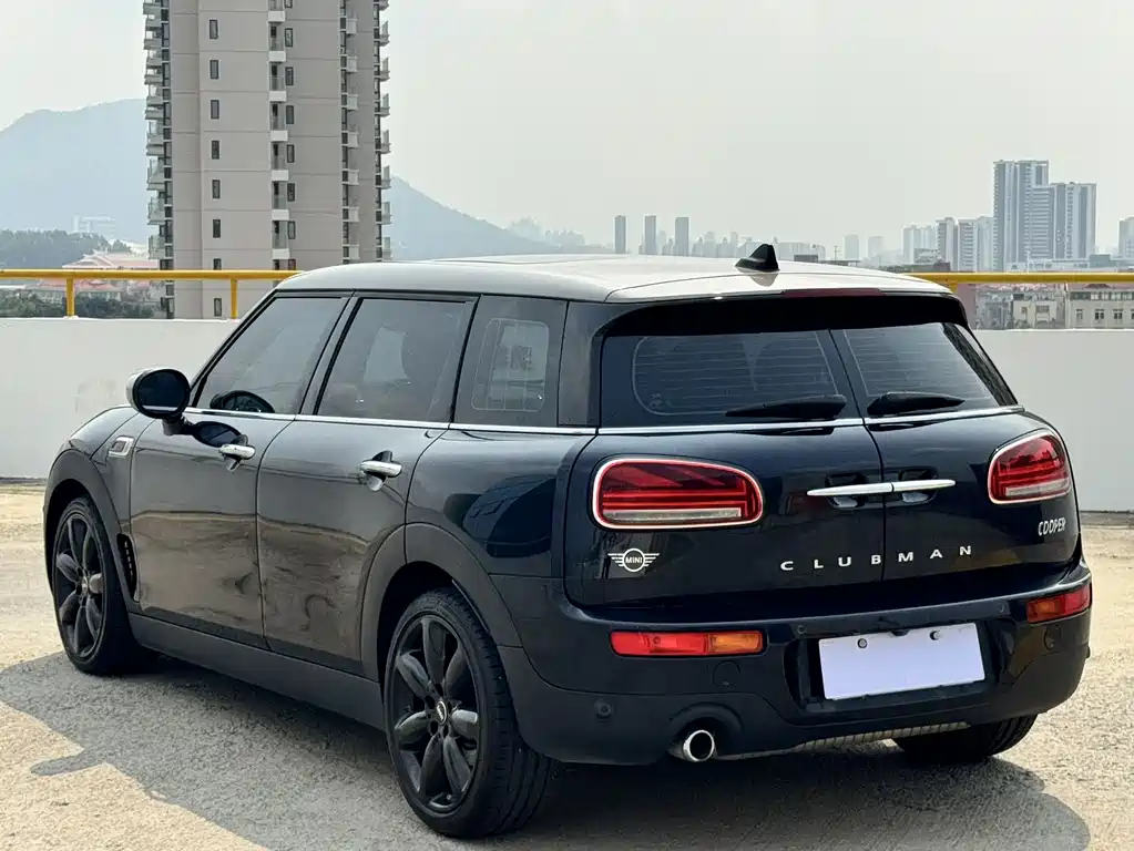MINI Clubman 2019 — фото 7