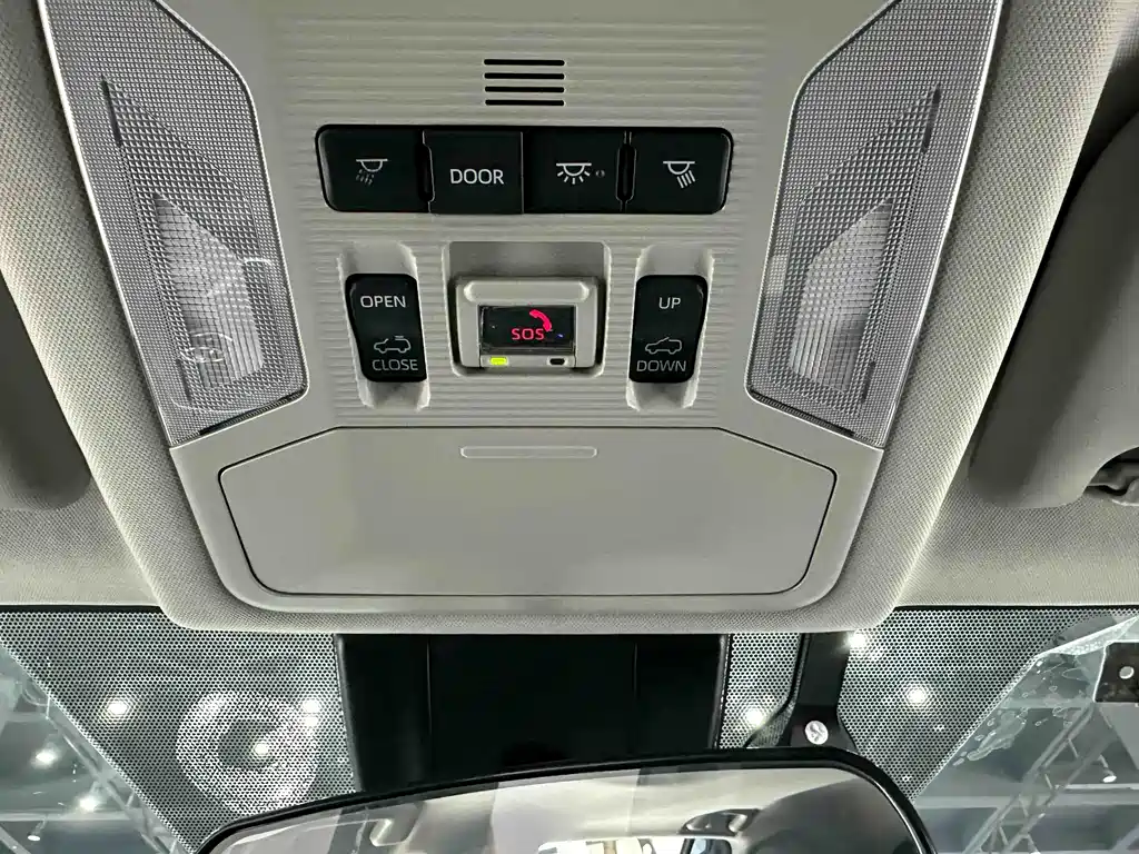 Toyota Wildlander 2022 — фото 13