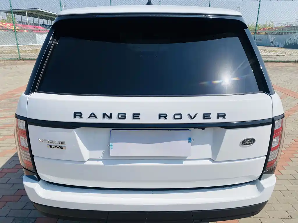 Land Rover Range Rover 2017 — фото 9