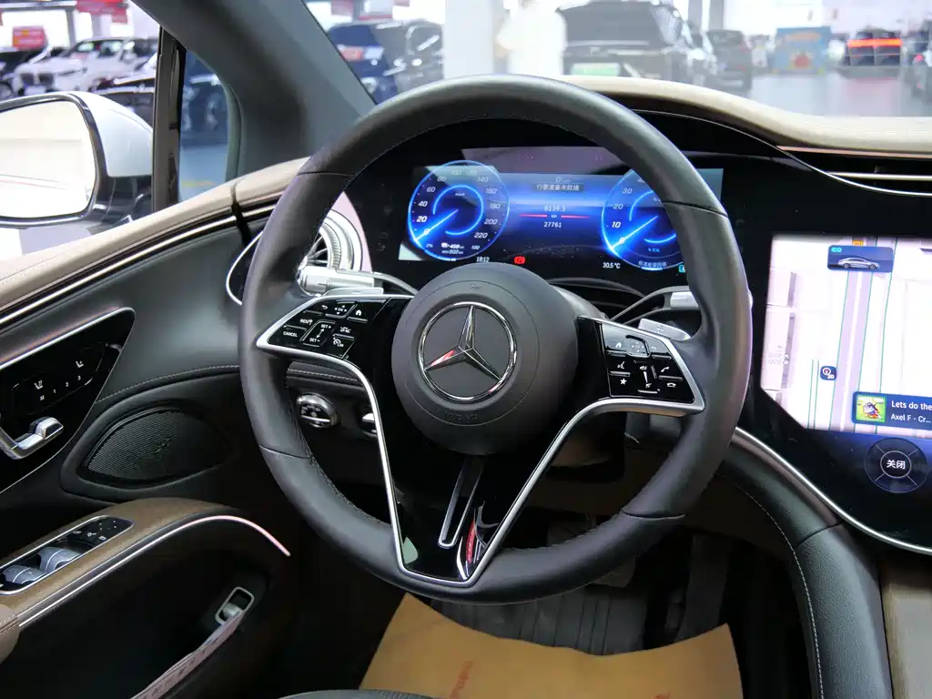 Mercedes-Benz EQS 2022 — фото 13