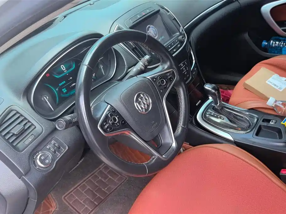 Buick Regal 2015 — фото 15