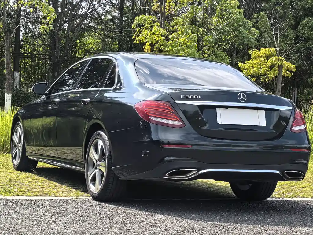 Mercedes-Benz E-Class 2019