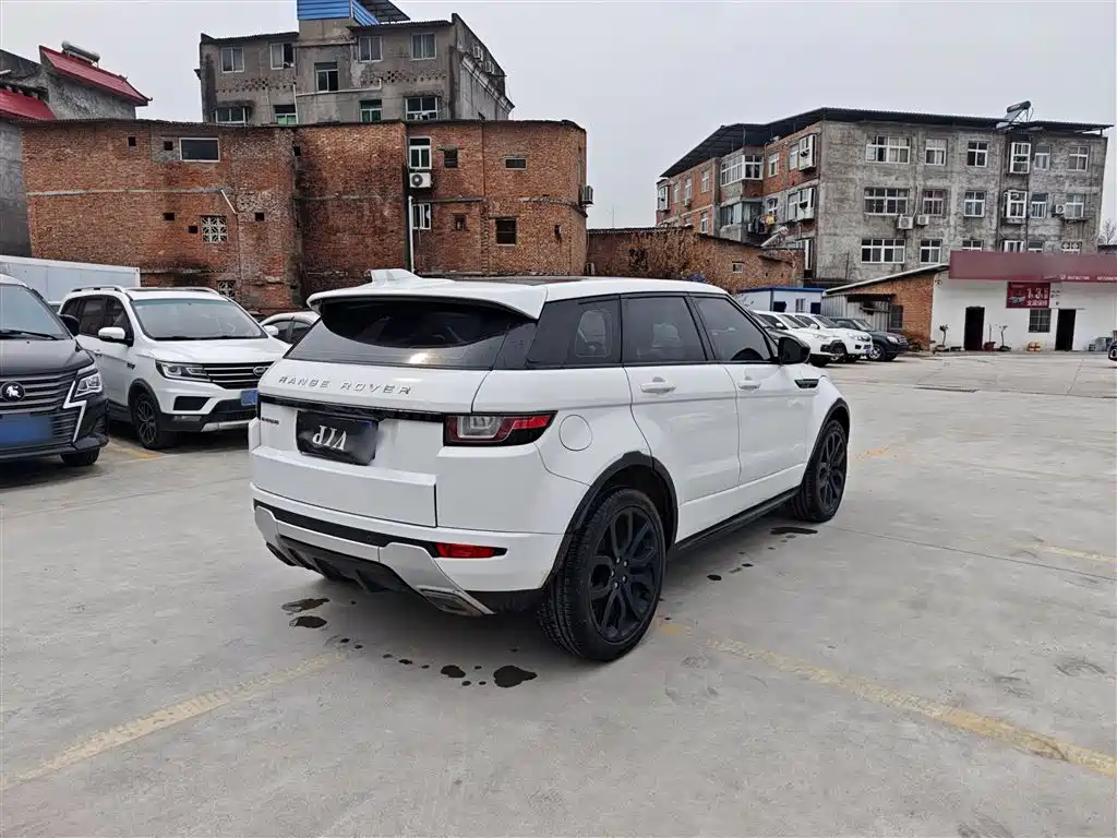Land Rover Evoque 2017 — фото 25