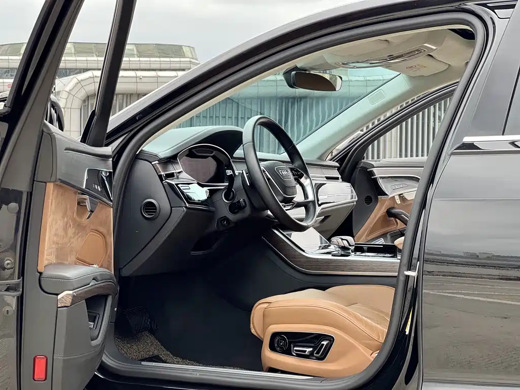 Audi A8 2019